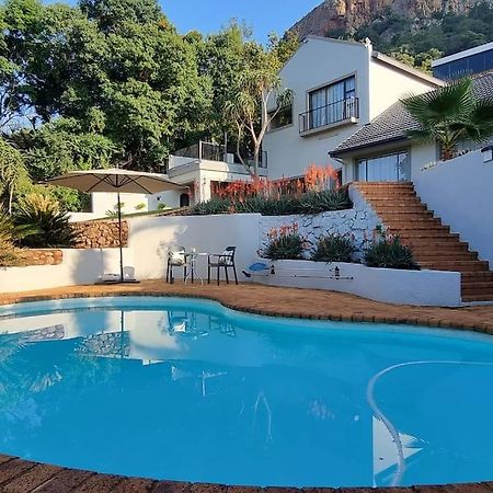 Waters View Villa, 5 Bedroom House Hartbeespoort Exterior photo